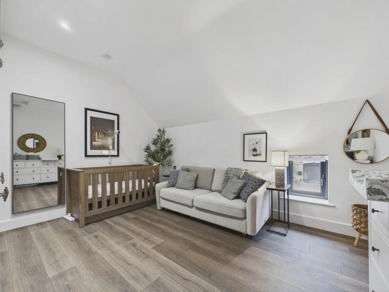 Dunston Lane, S41, photo 27