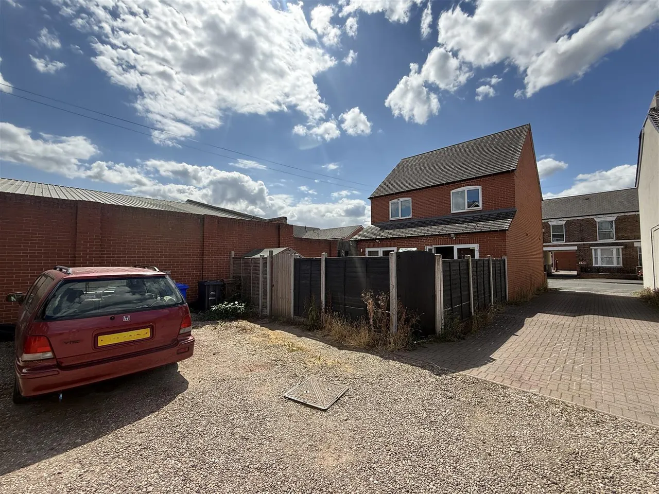 All Saints Road, Burton-On-Trent, DE14, photo 10