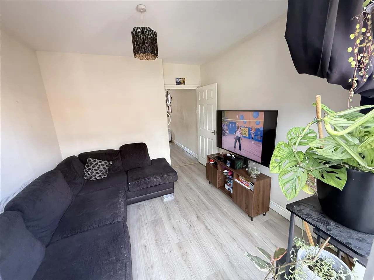 All Saints Road, Burton-On-Trent, DE14, photo 3