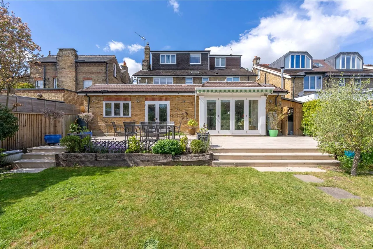 Kingston Lane, Teddington, Middlesex, TW11 9HN, photo 10