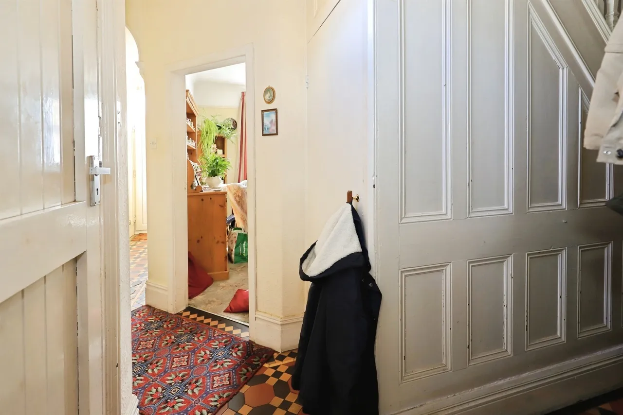 Queen Street, Bilston, WV14, photo 3