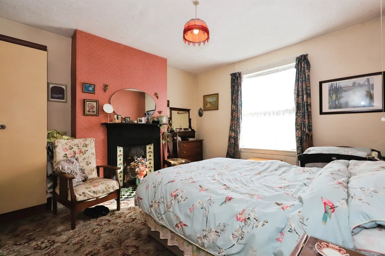 Queen Street, Bilston, WV14, photo 17