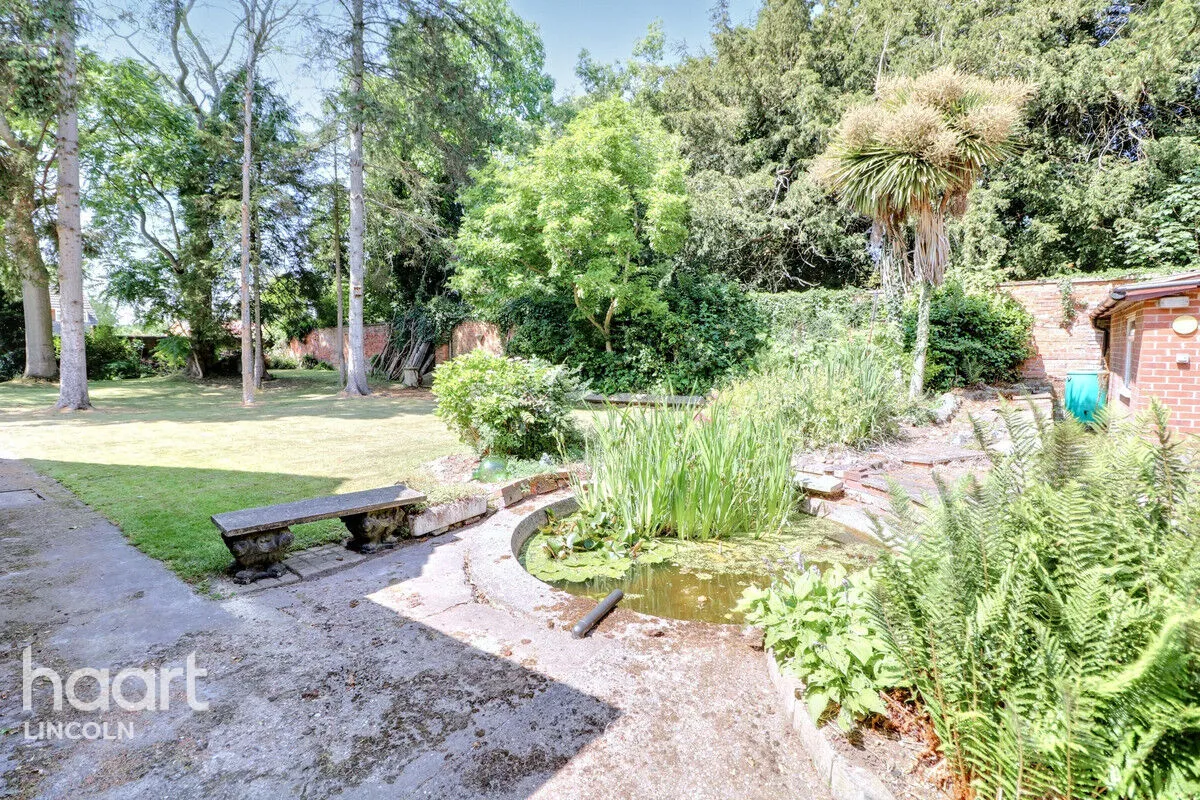 Church Lane, Carlton on Trent, NG23, photo 35