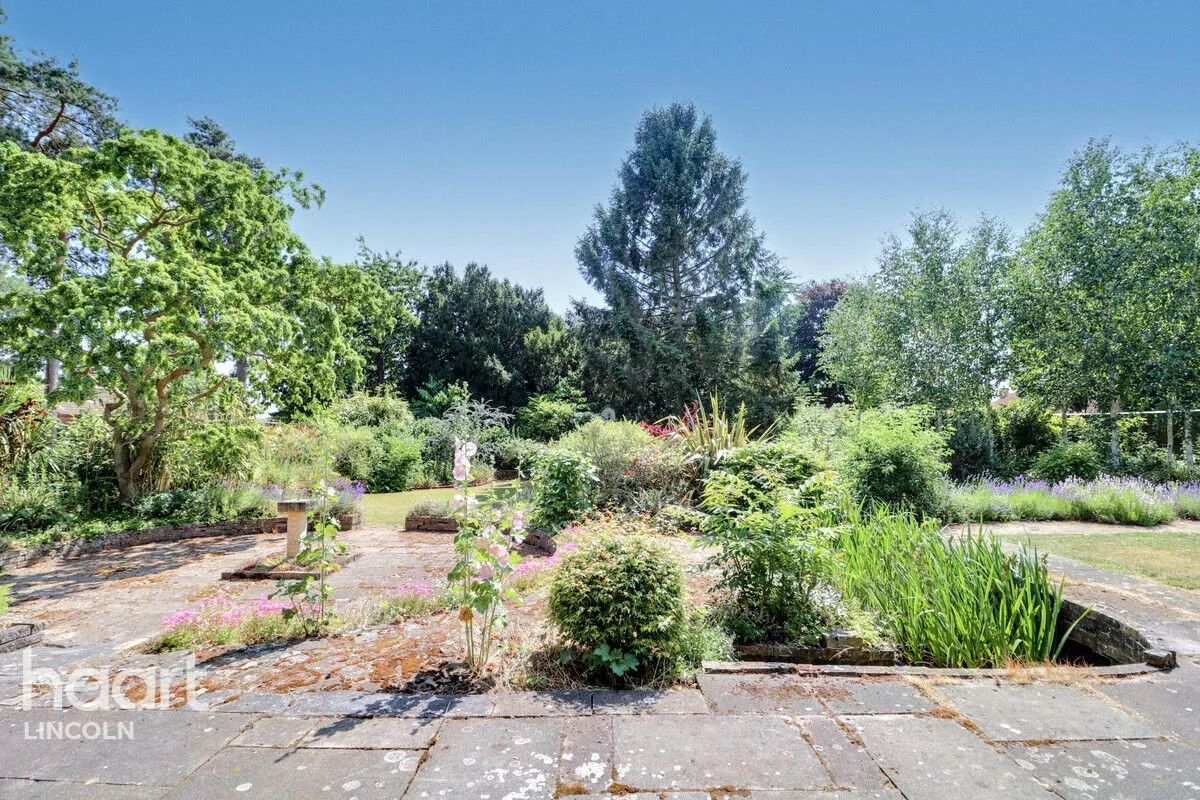 Church Lane, Carlton on Trent, NG23, photo 30