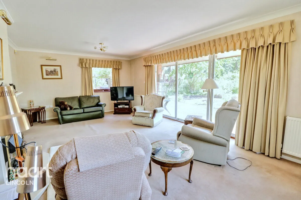 Church Lane, Carlton on Trent, NG23, photo 6