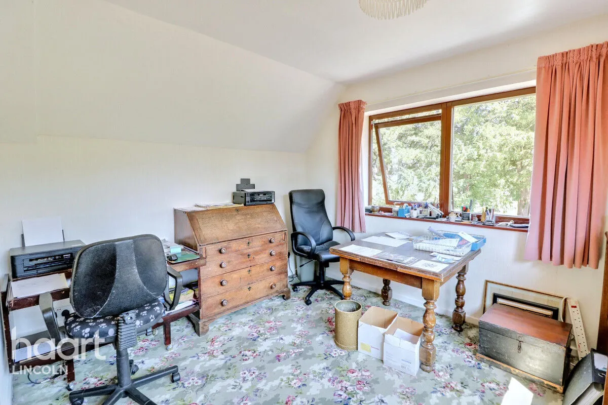 Church Lane, Carlton on Trent, NG23, photo 22