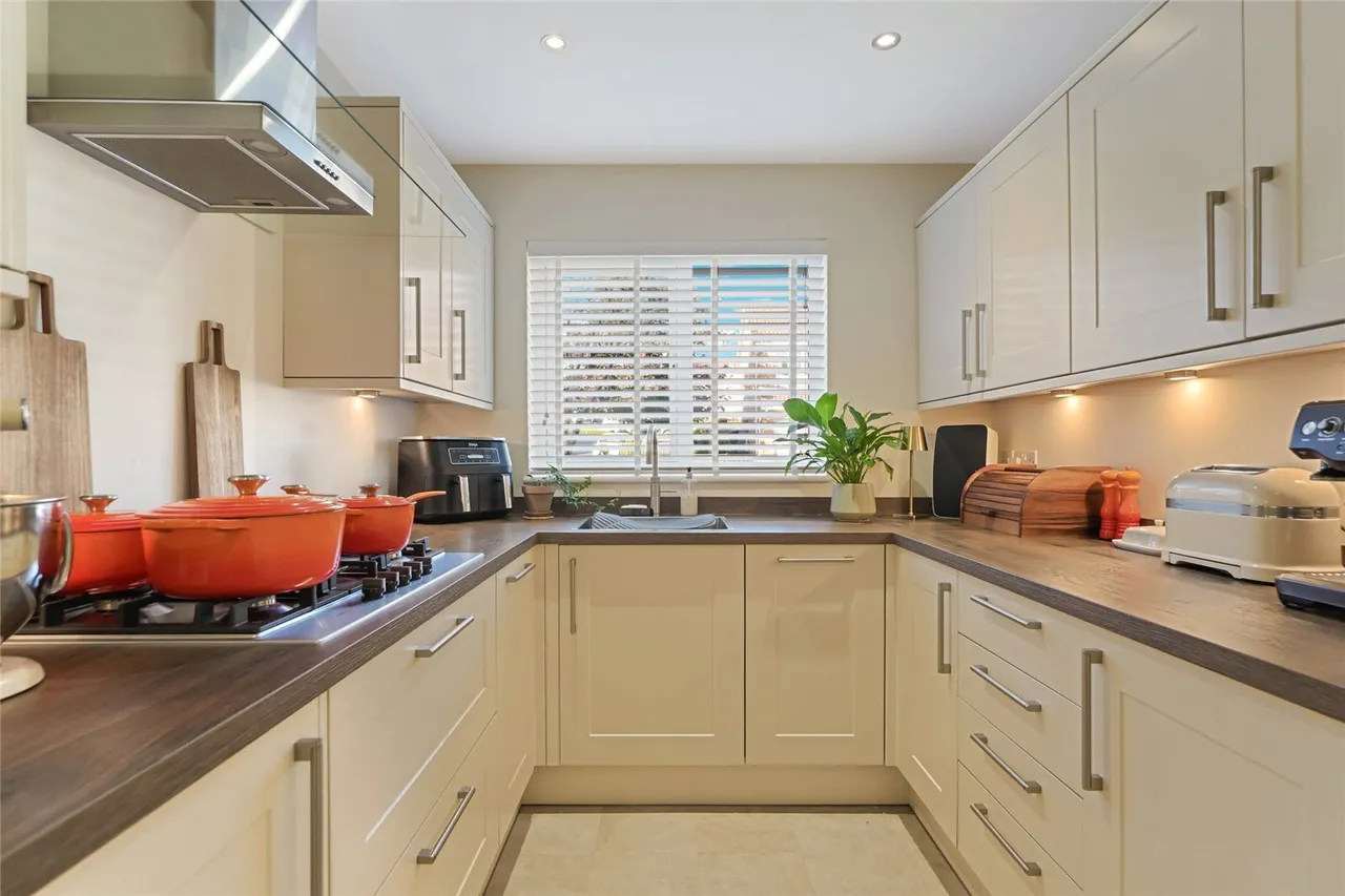 Rose Street, Tullibody, FK10, photo 4