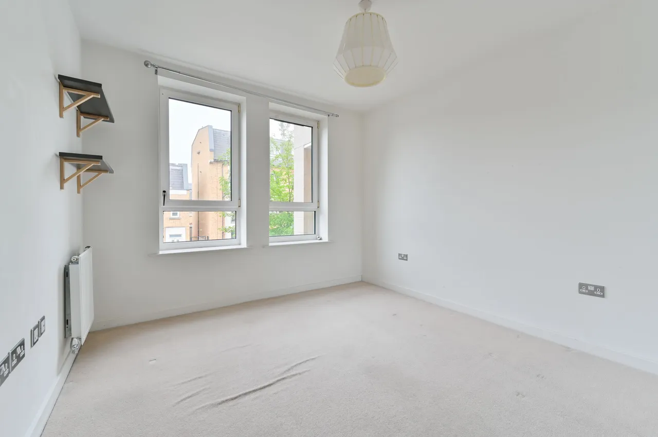 6 Westwood House, 47 Old Devonshire Road, London, photo 10