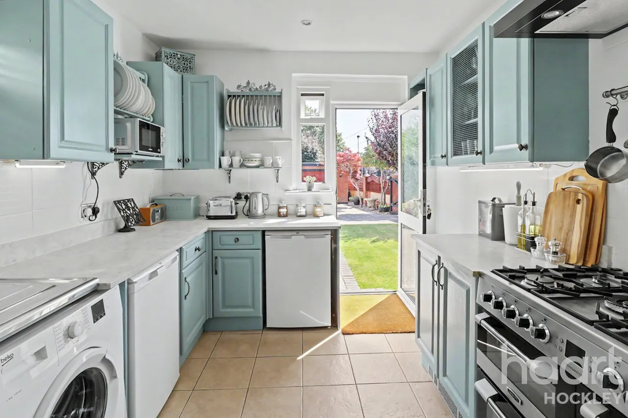 Mornington Avenue, Rochford, SS4, photo 8