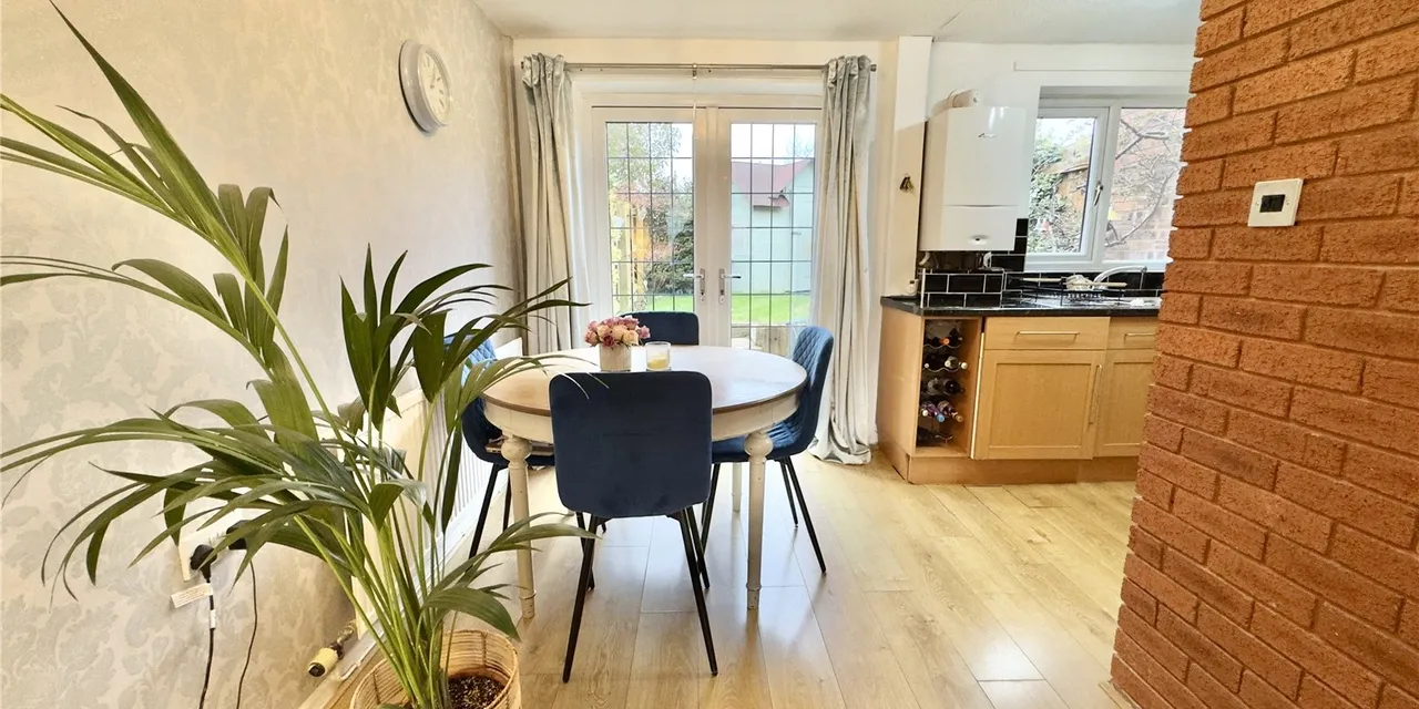 Epping Court, Heswall, CH60, photo 6