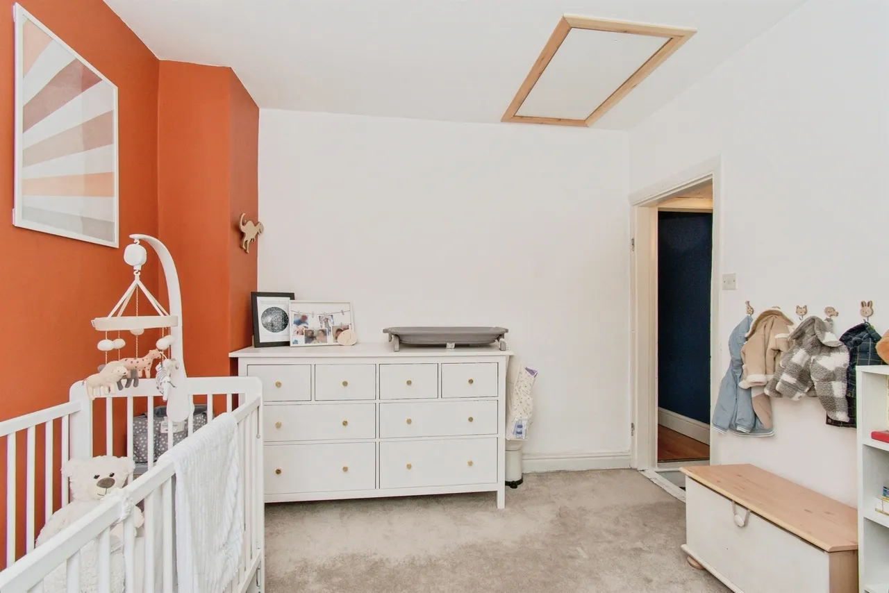 Holywell Dene, Castleford, WF10, photo 10