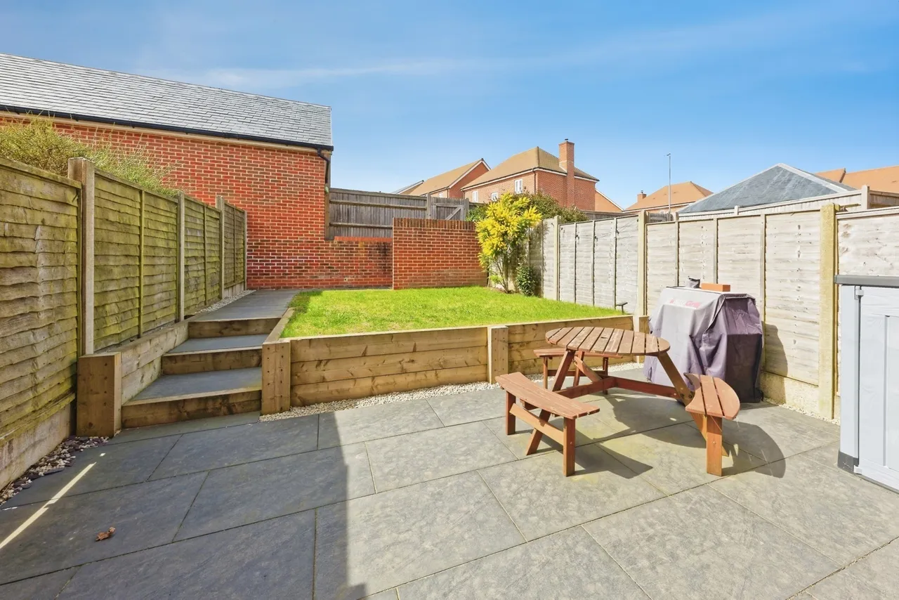 Kestrel Grove, Whitfield, Dover, Kent, CT16, photo 2