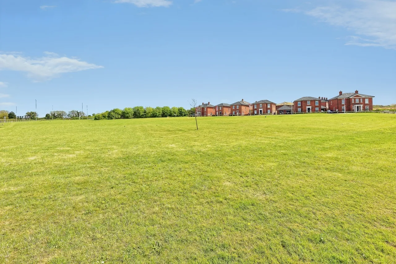 Kestrel Grove, Whitfield, Dover, Kent, CT16, photo 6
