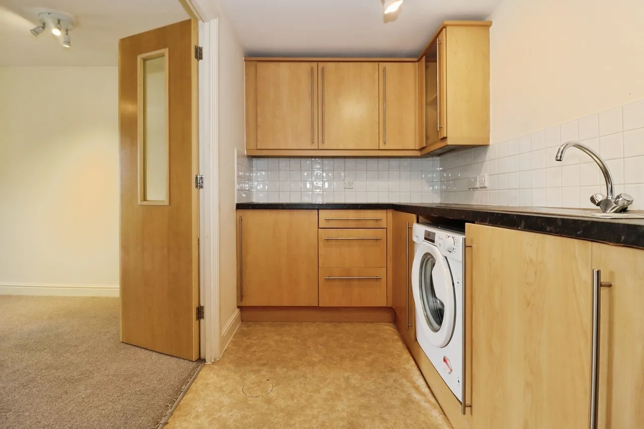 Springly Court, Grimsbury Road, Kingswood, Bristol, BS15, photo 5