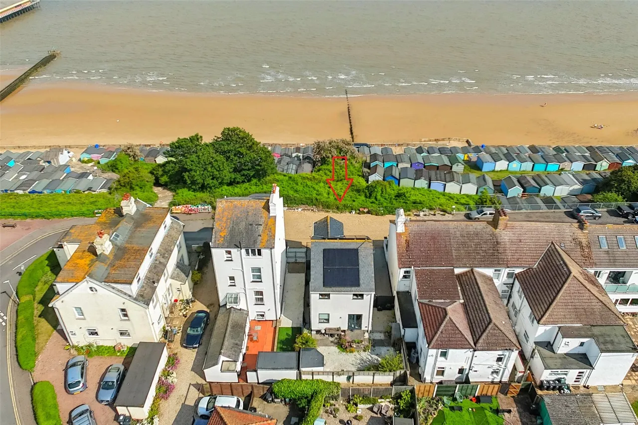 Southcliff Parade, Walton on the Naze, CO14, photo 19