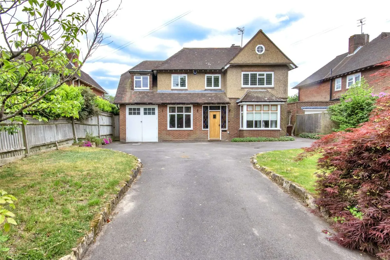 6 bed house for sale — Forest Road, Tunbridge Wells, Kent, TN2 5EX