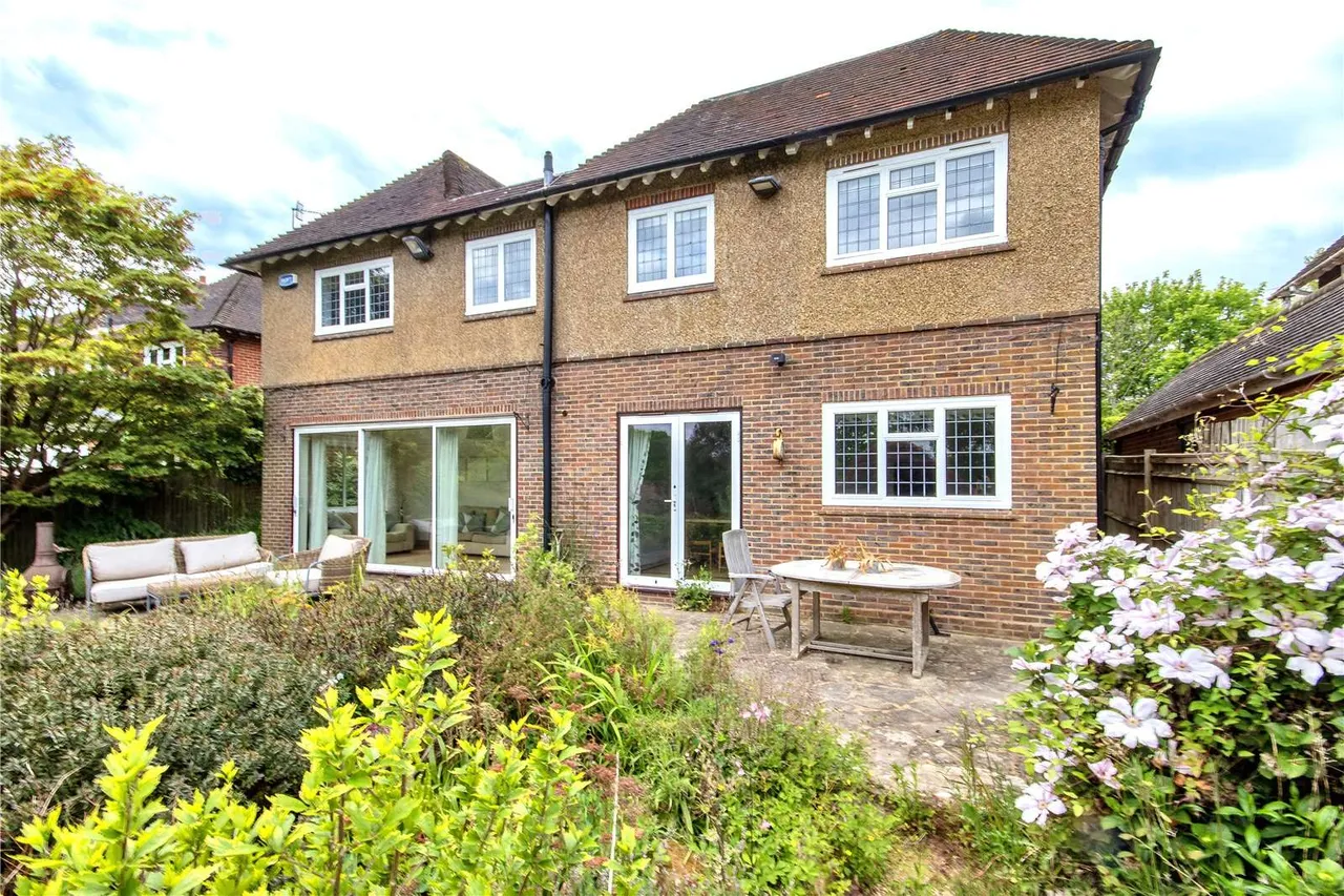 Forest Road, Tunbridge Wells, Kent, TN2 5EX, photo 11