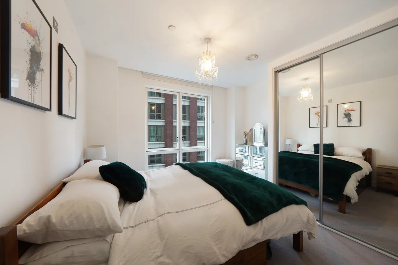 Royal Captain Court, London, E14, photo 7