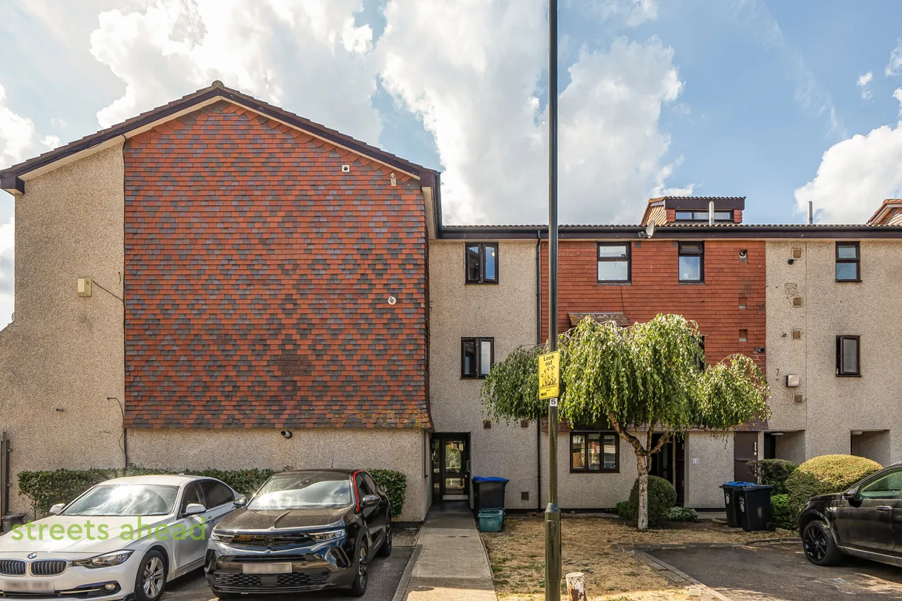 Derwent Road, London, SW20, photo 14