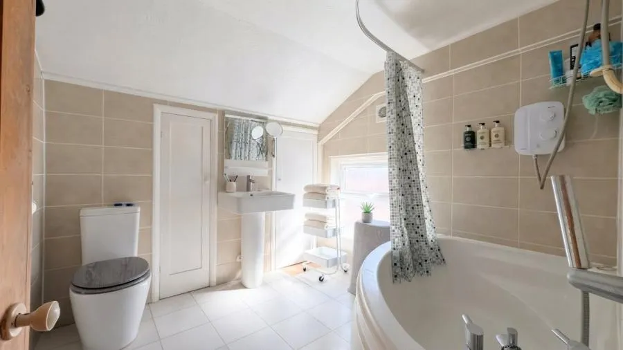 New Street, Halstead, CO9, photo 11