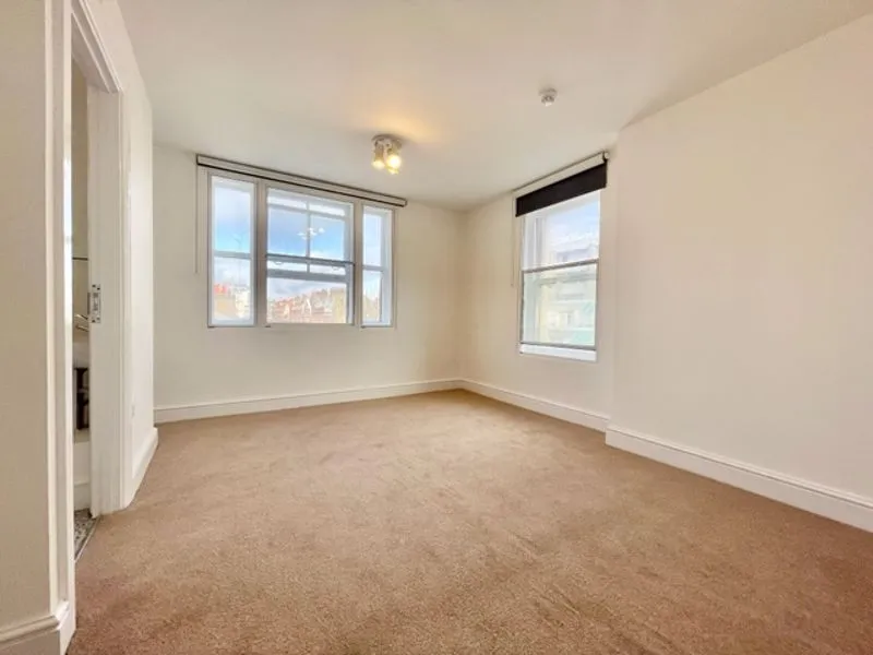 Coram Street, London WC1N 1HE, photo 4