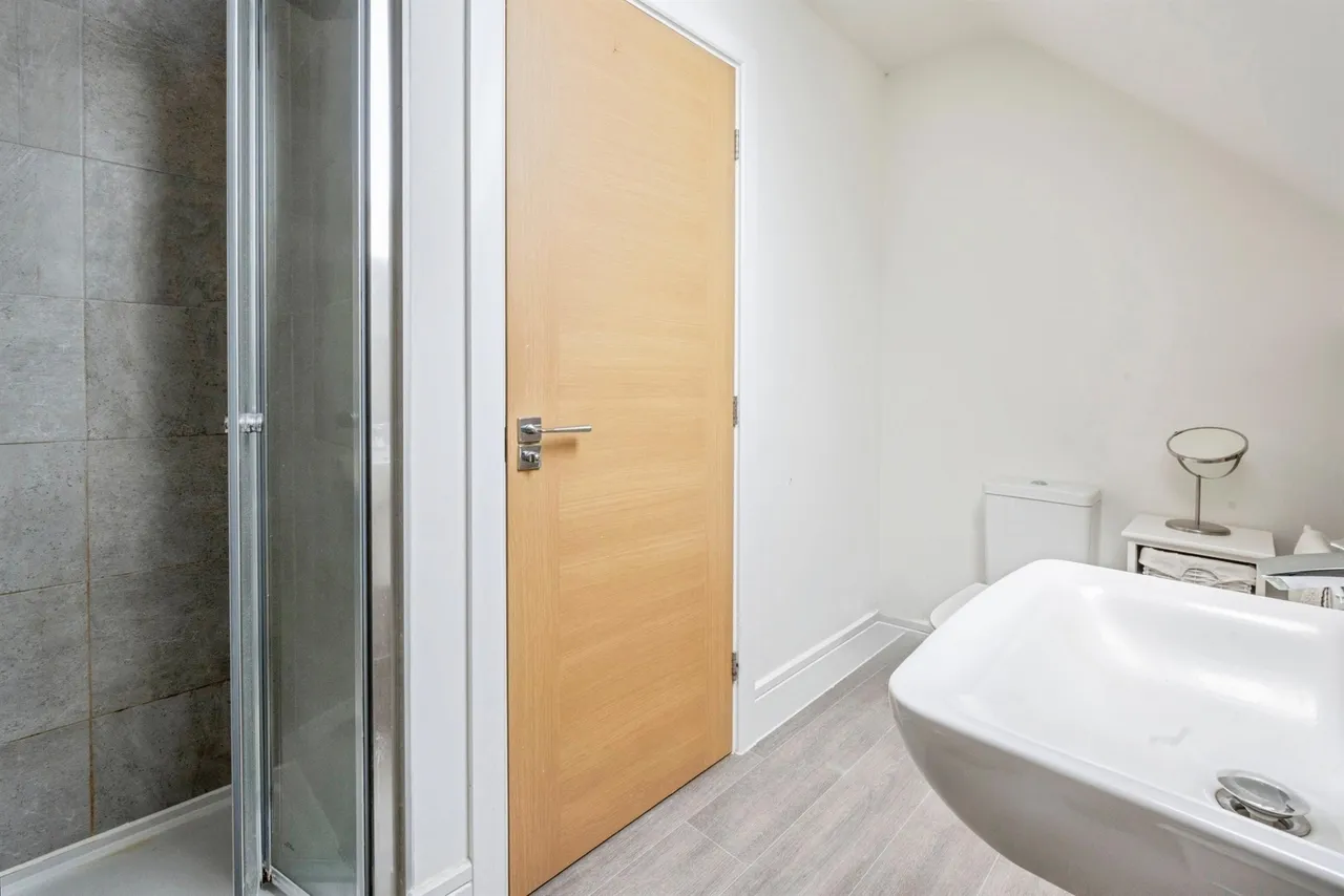 Ceramia Court, Goldthorpe, S63, photo 17