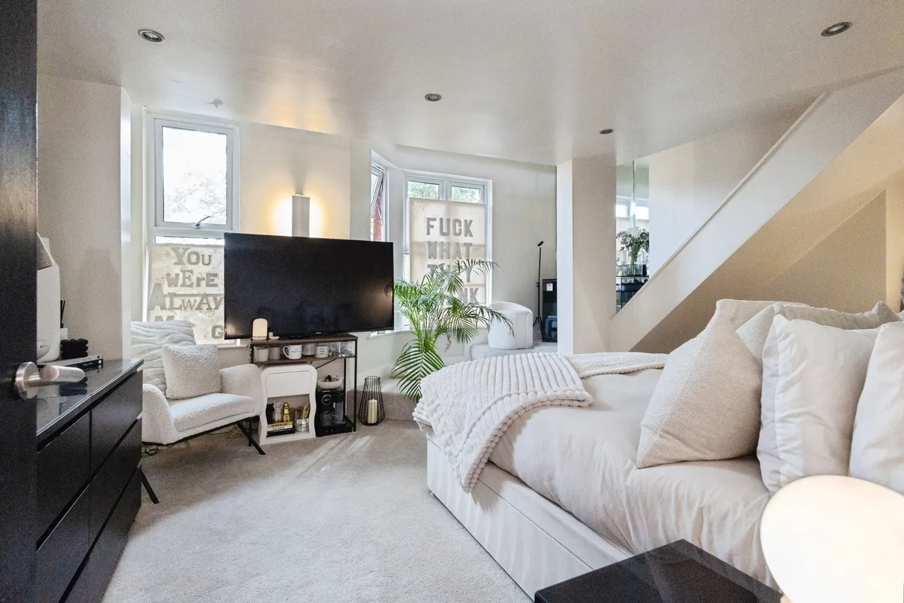 Lowfield Road, Stockport, SK2, photo 15
