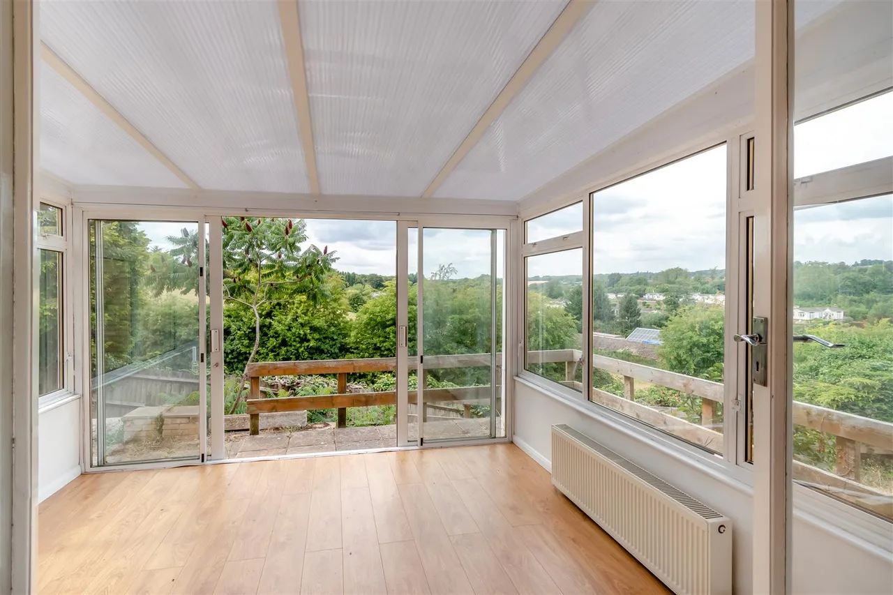 River Close, East Farleigh, photo 10