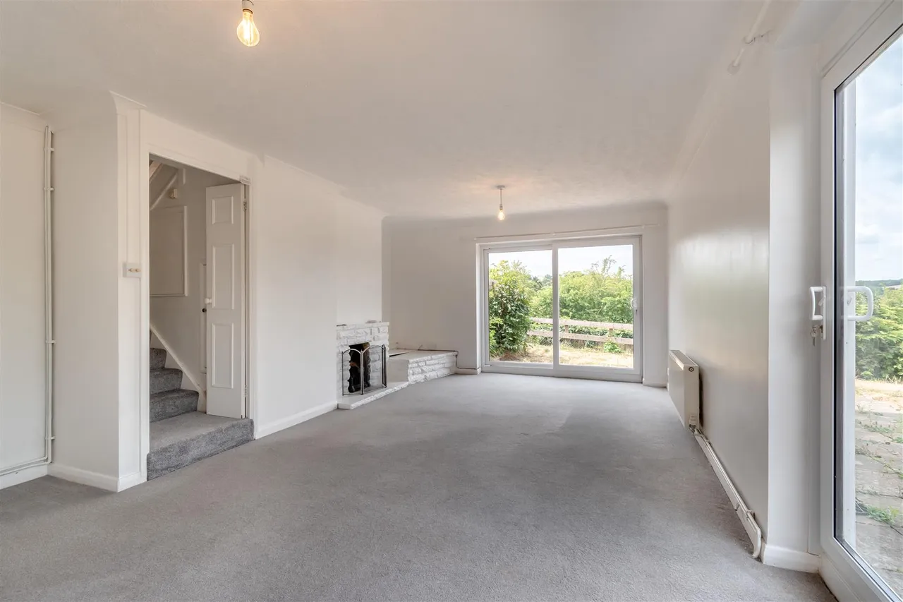 River Close, East Farleigh, photo 14