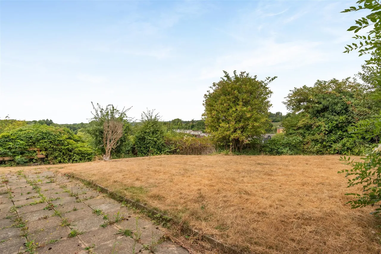 River Close, East Farleigh, photo 28