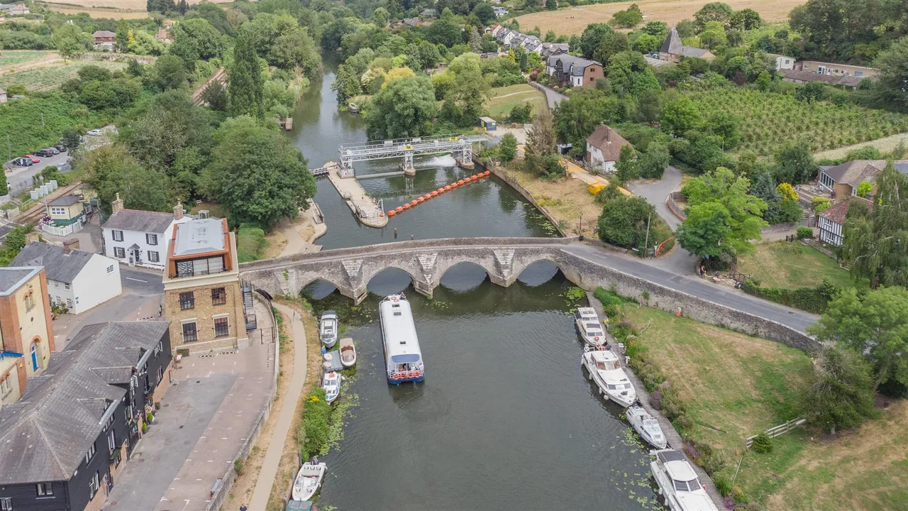River Close, East Farleigh, photo 39