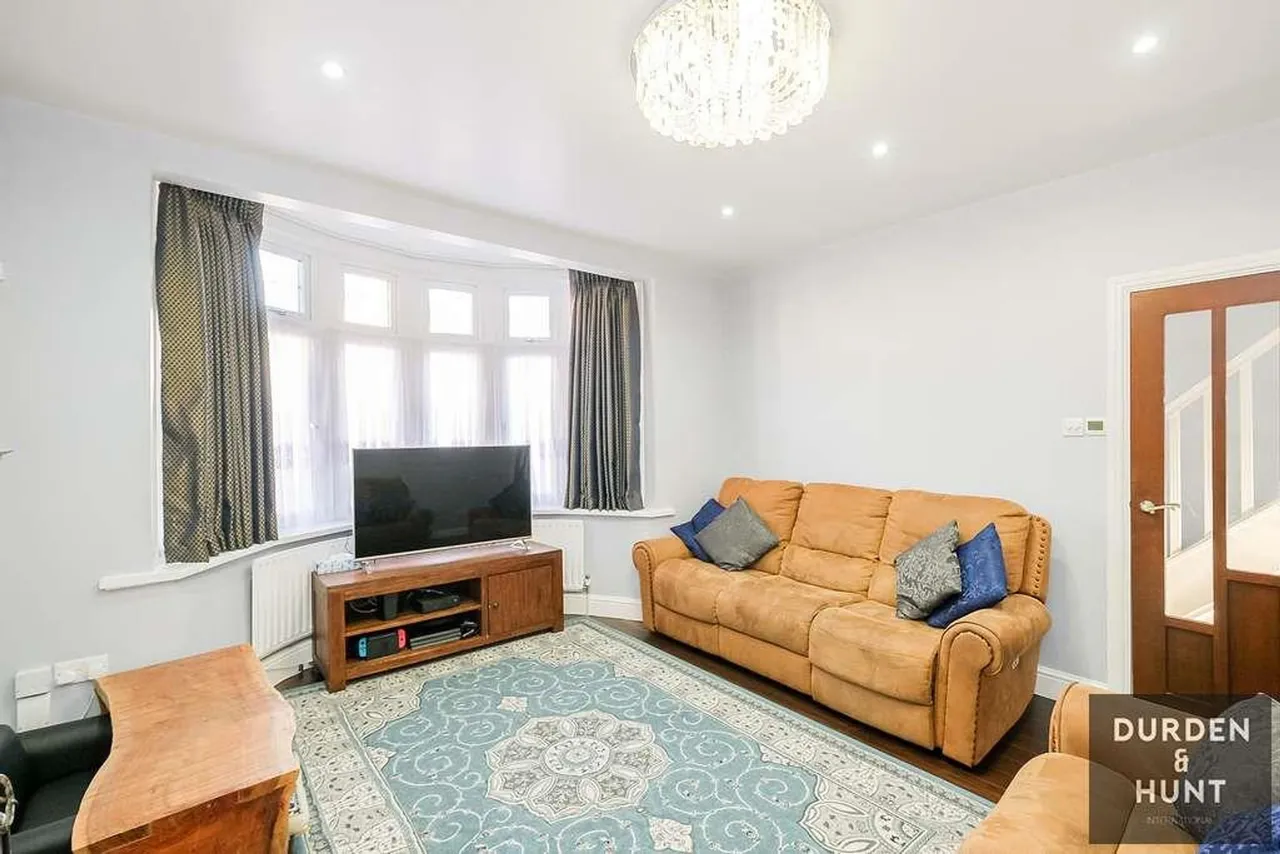 Cavendish Gardens, Barking, IG11, photo 6
