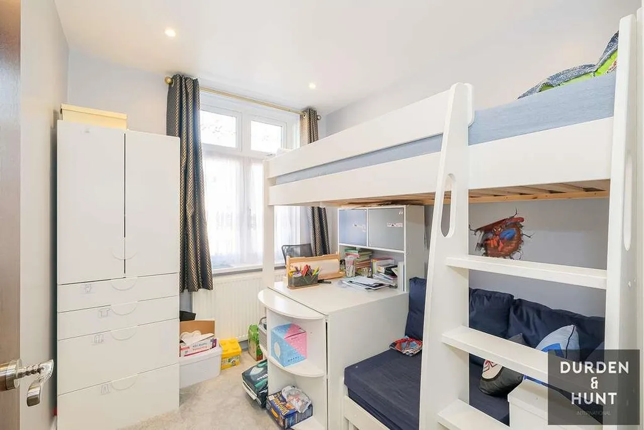 Cavendish Gardens, Barking, IG11, photo 13