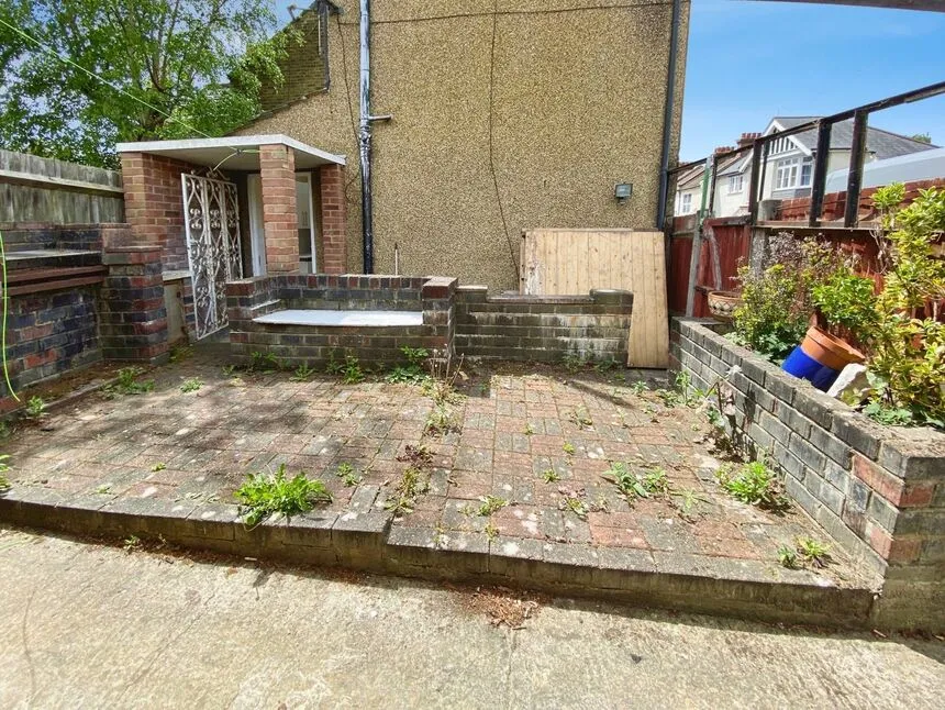 Benskin Road, Watford, Hertfordshire, WD18, photo 12
