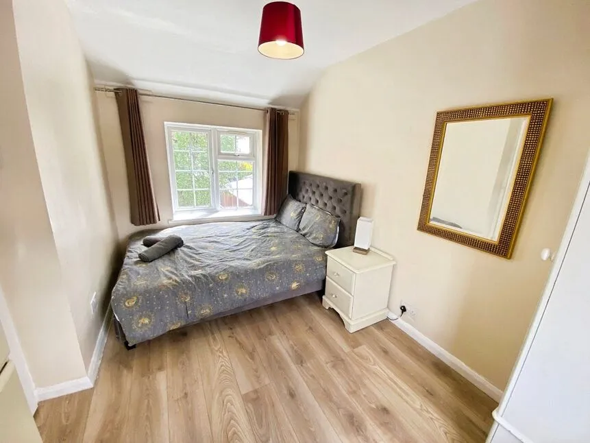 Benskin Road, Watford, Hertfordshire, WD18, photo 5