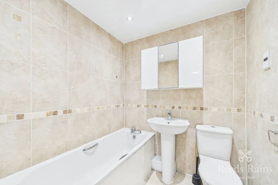 Digpal Road, Churwell, LS27, photo 12