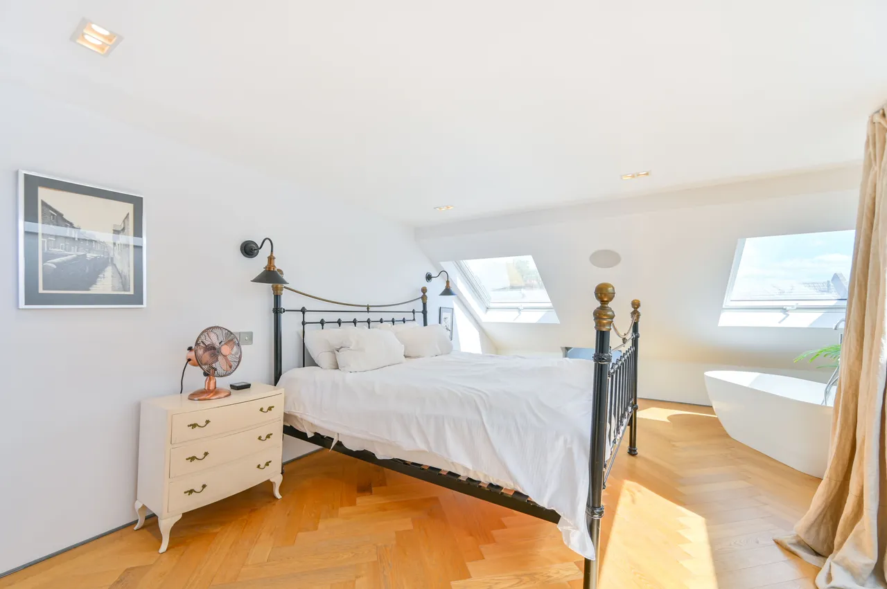 96 Harlesden Gardens, London, photo 4