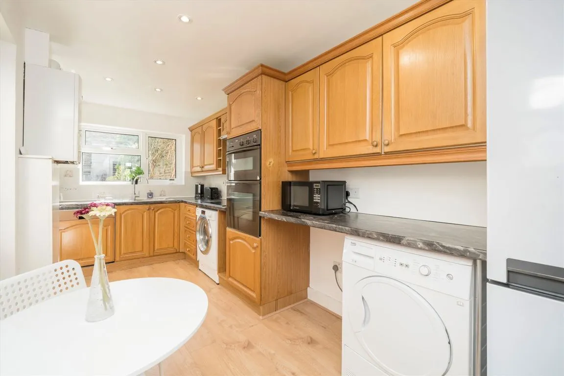 Bollo Lane, W4, photo 4