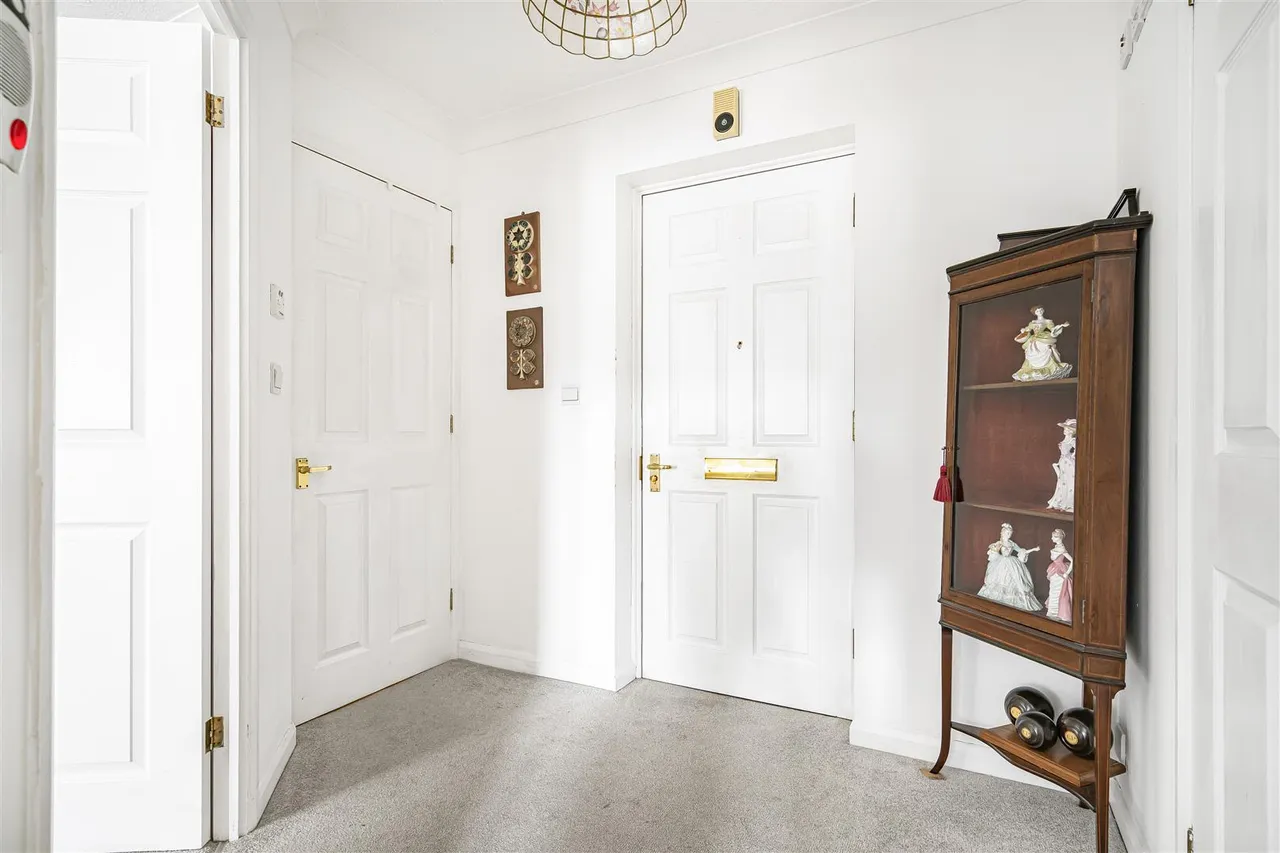 Station Street, Saffron Walden, CB11, photo 3