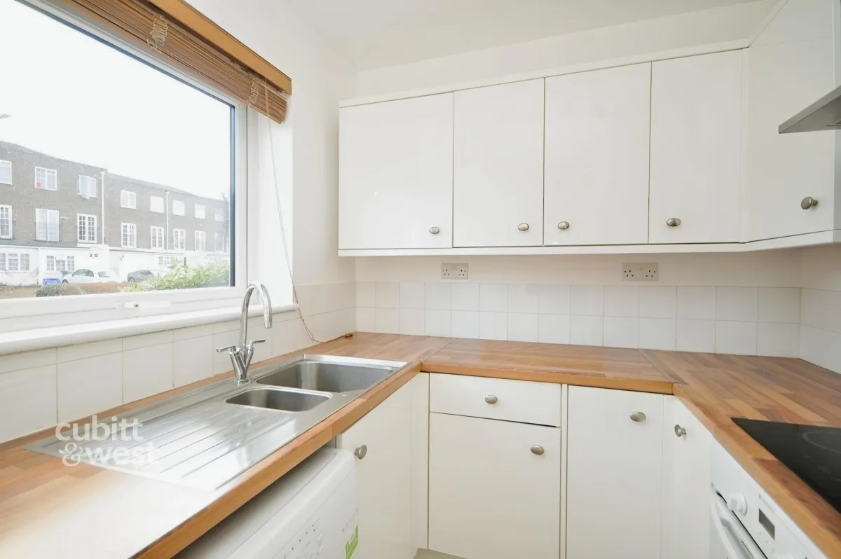 Mulgrave Road, Belmont, SM2, photo 4