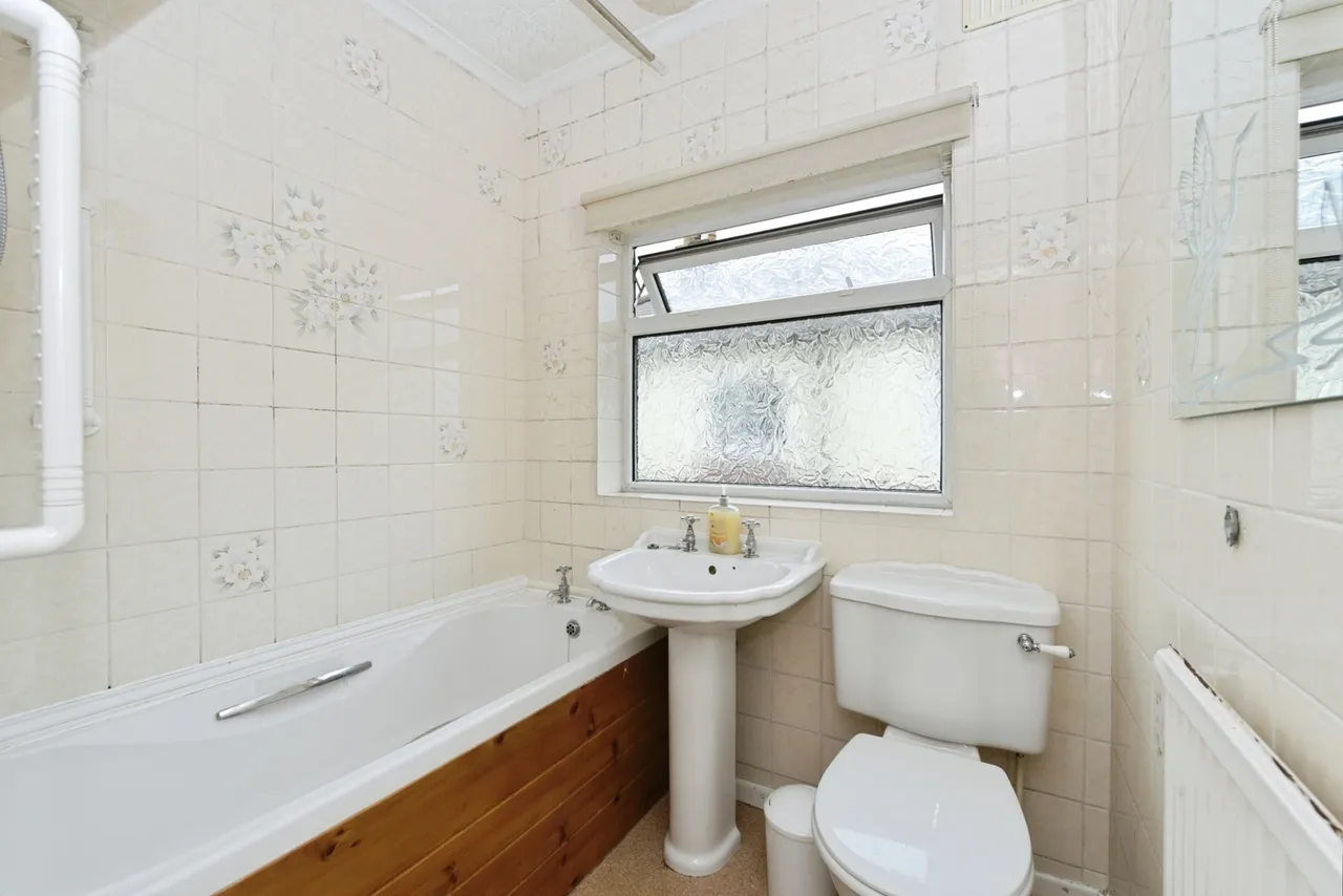 Brecklands, Rotherham, South Yorkshire, S60, photo 8