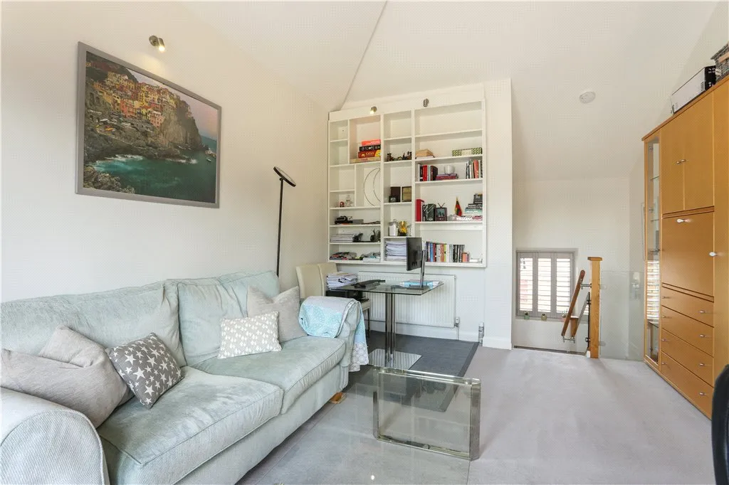 Gainsford Street, London, SE1, photo 2