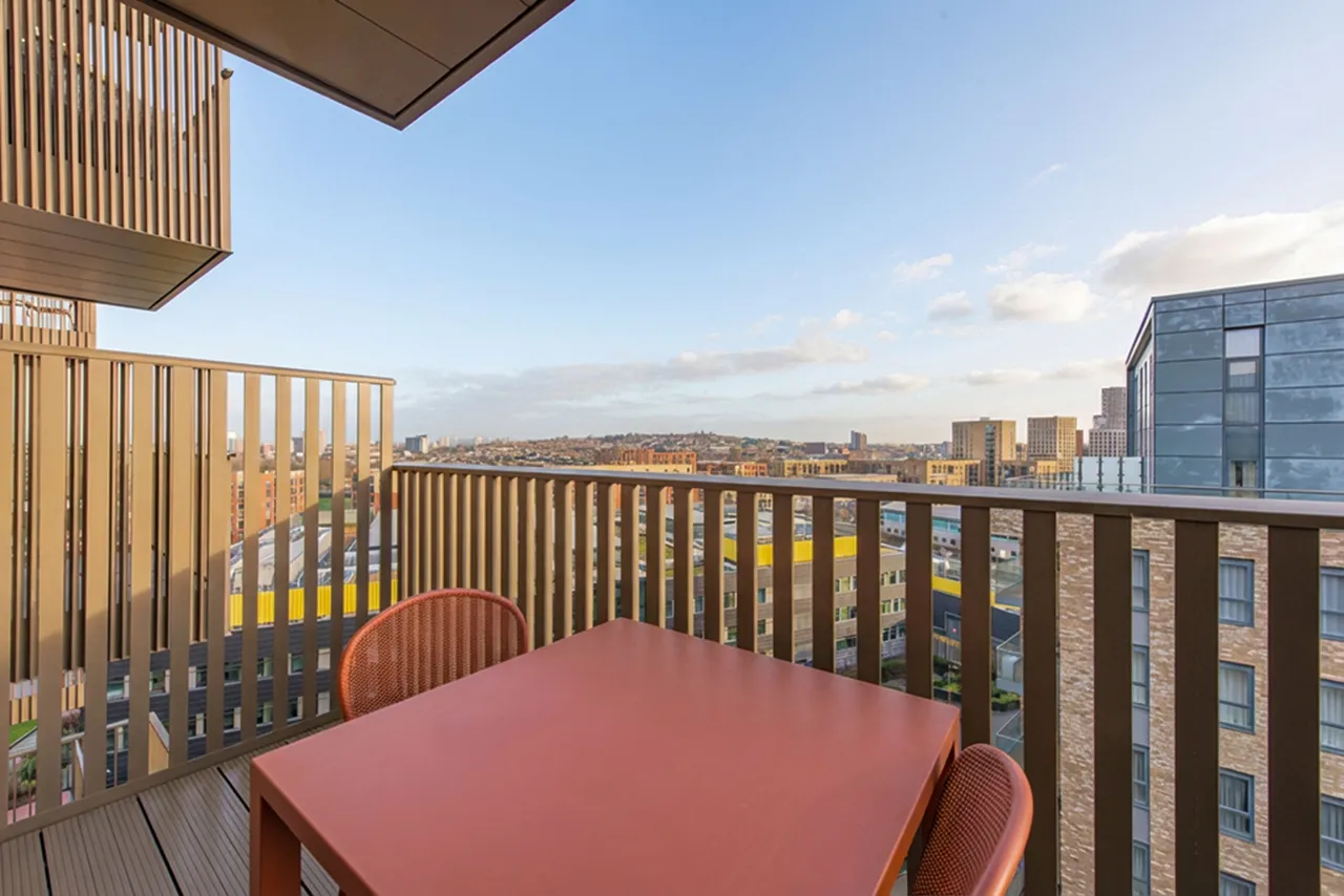 Flat 47, Dovecote House, London, photo 6