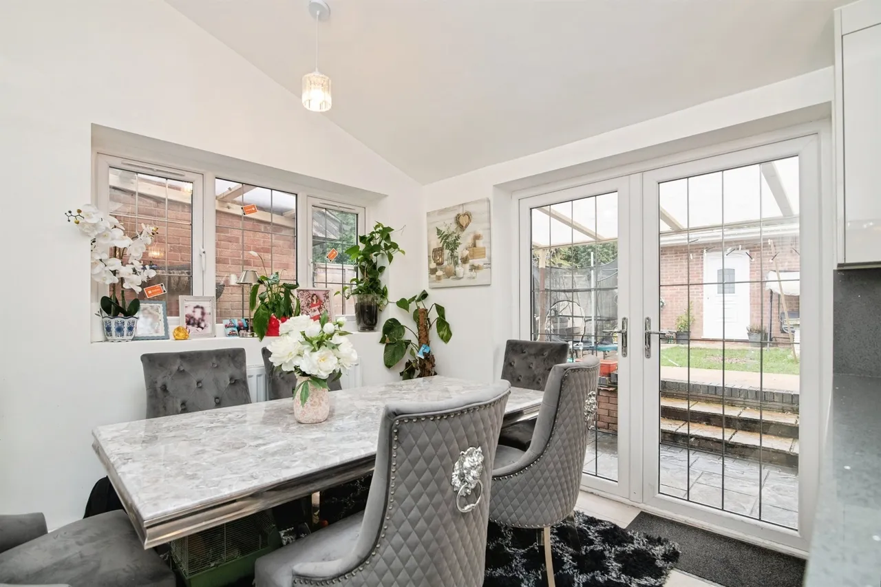 Wooding Crescent, Tipton, DY4, photo 9