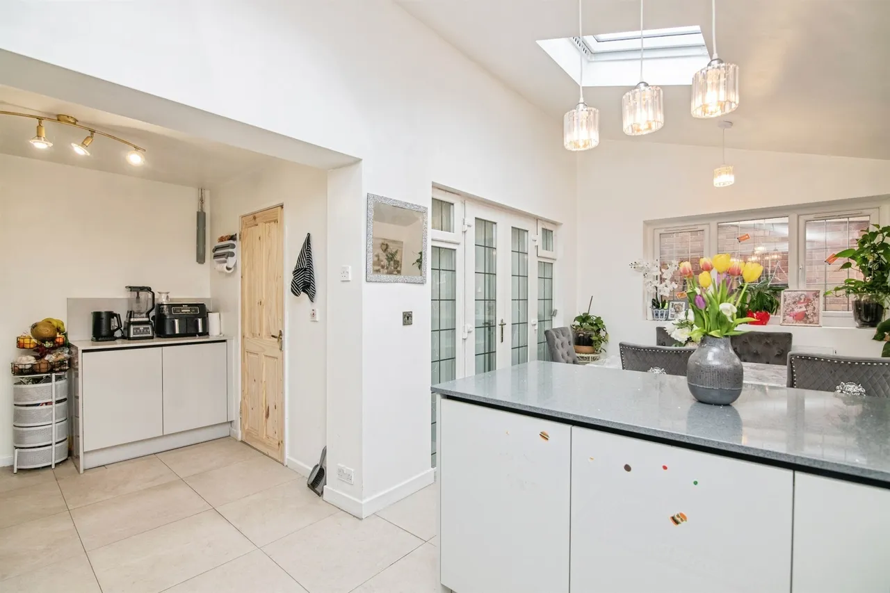 Wooding Crescent, Tipton, DY4, photo 8