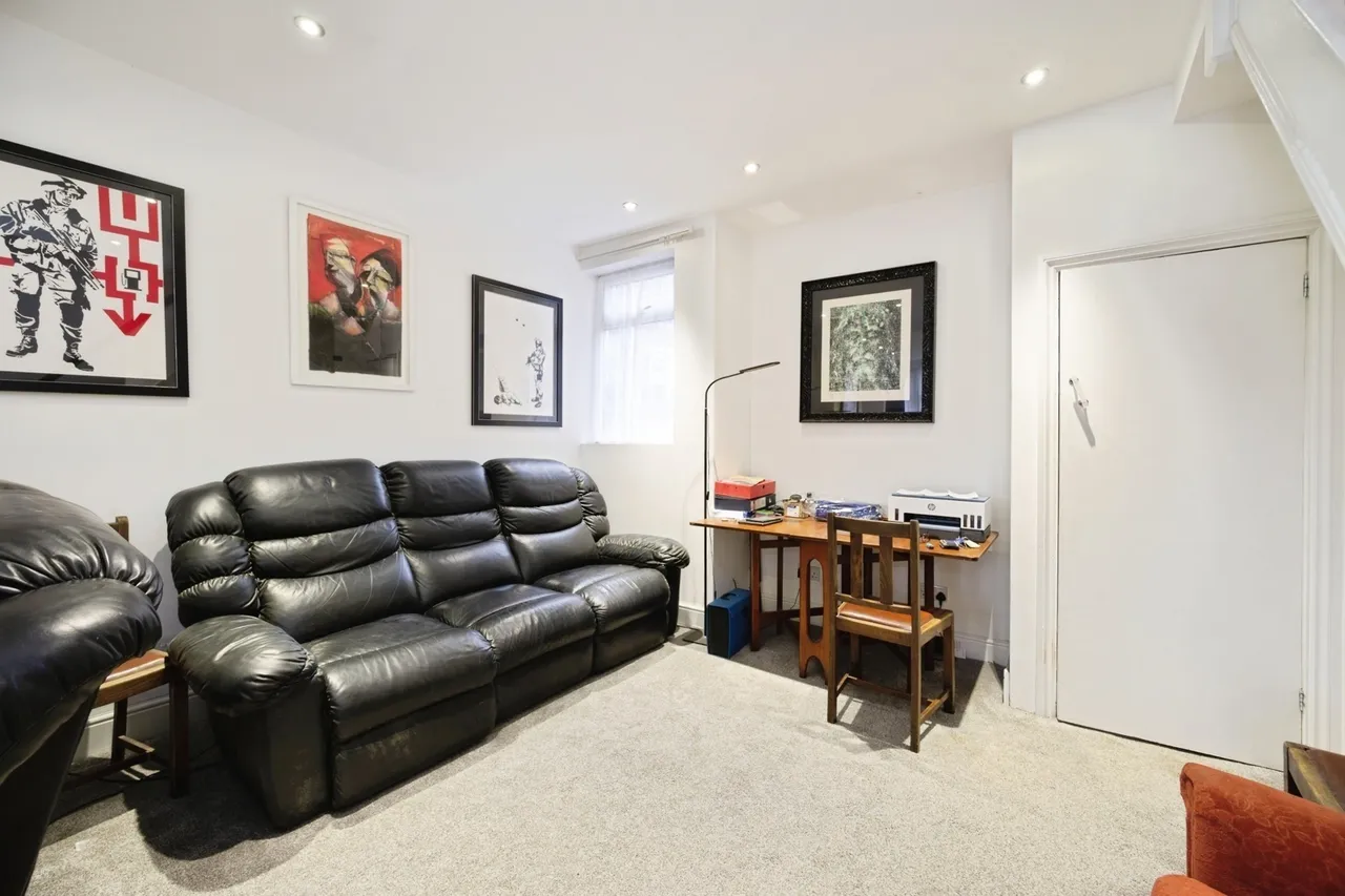 Weston Avenue, Southsea, PO4, photo 10