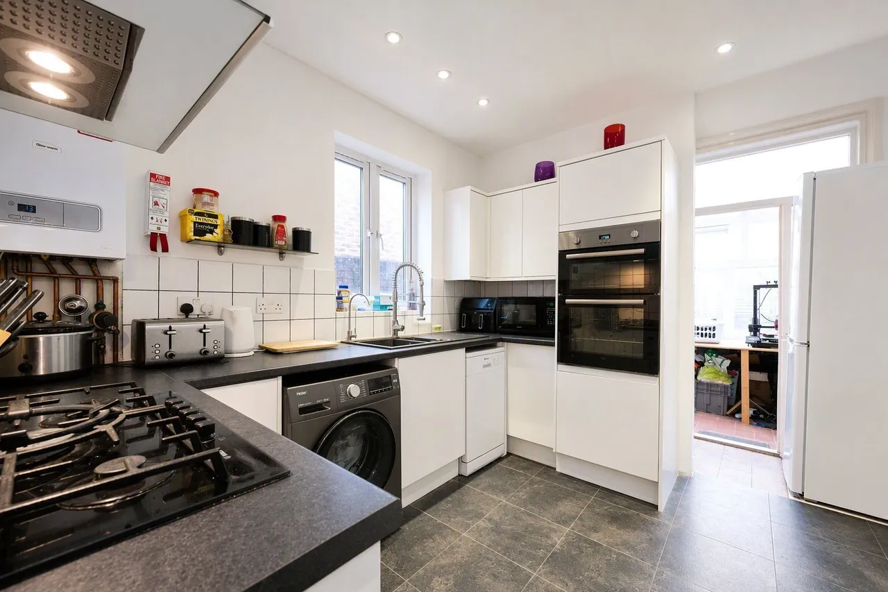 Weston Avenue, Southsea, PO4, photo 5
