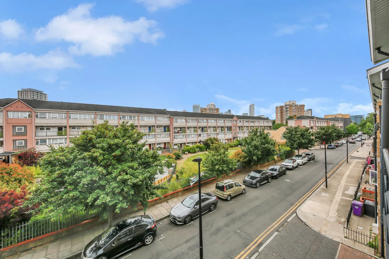 Flat 5, 37 Broomfield Street, London, E14 6BX, photo 10