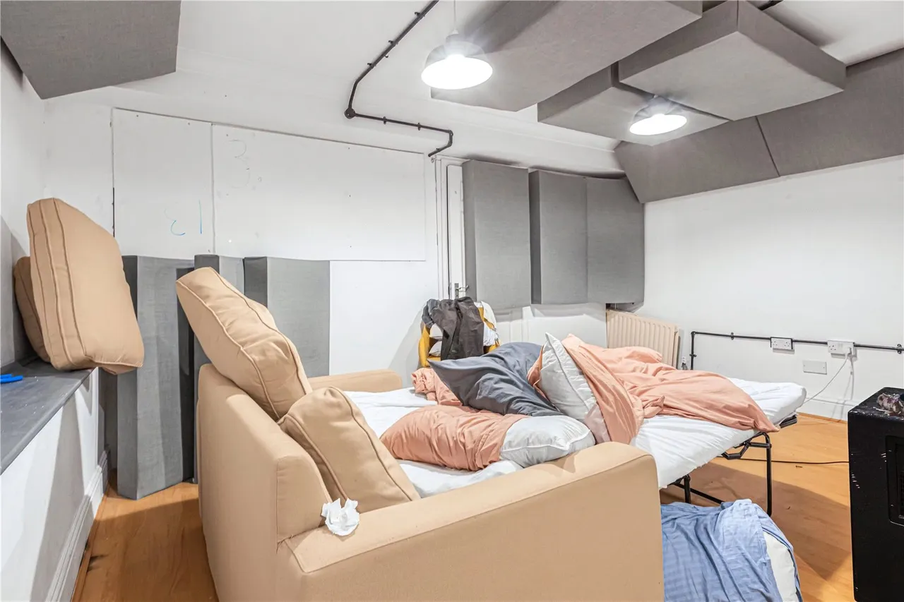 New Inn Yard, London, EC2A, photo 13