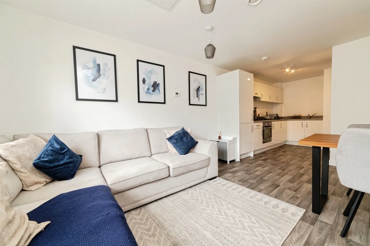 Blossom Drive, Welwyn Garden City, photo 7
